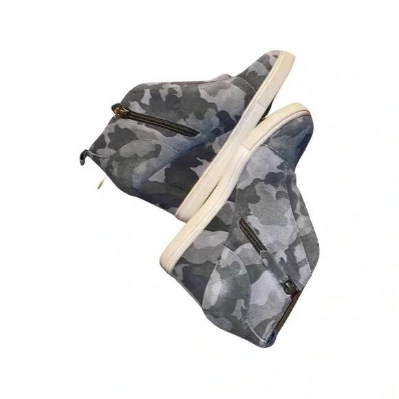 Linea Paolo Camouflage Wedge Zipper Sneaker Size 7 - Picture 5 of 7